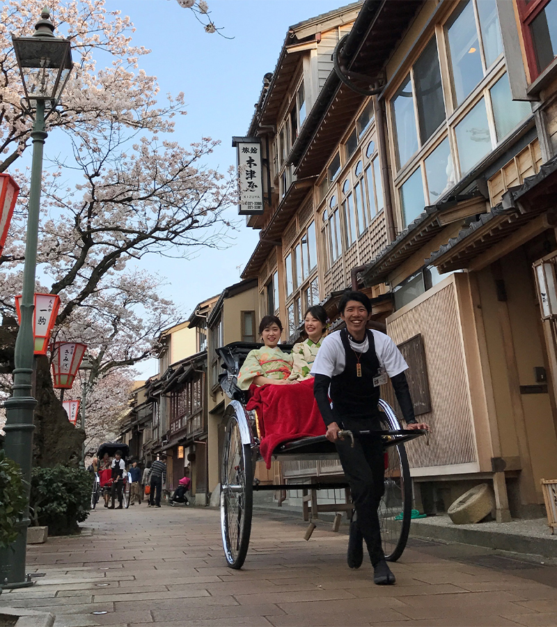 金沢観光人力車 浪漫屋 ろまんや